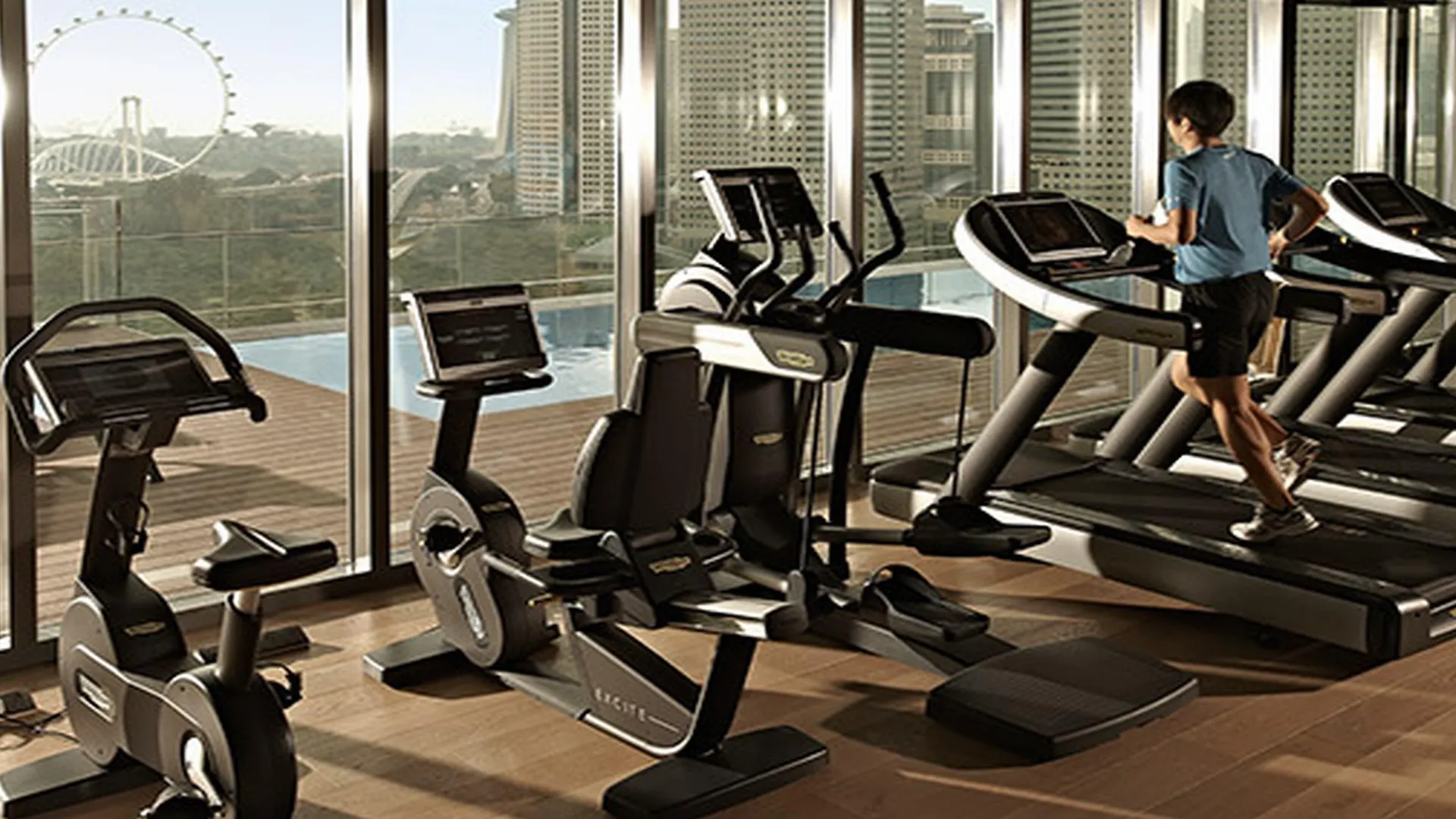 Pan Pacific Serviced Suites Beach Road, Singapore 5*,