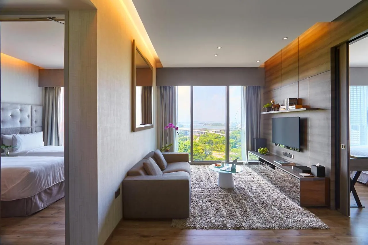 Pan Pacific Serviced Suites Beach Road, Singapore 5*,  Singapore